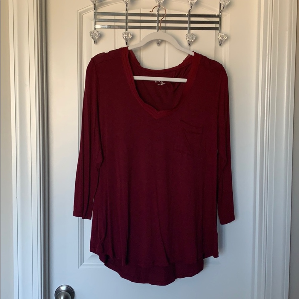 Maroon light sweater/top Large